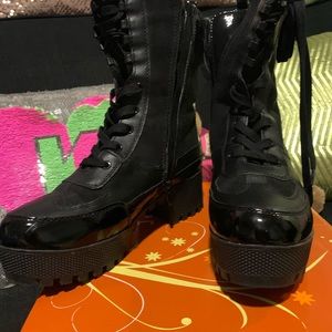 Black Chunky Boots